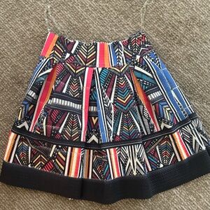 Structured patterned skirt, vibrant great for dinner parties
